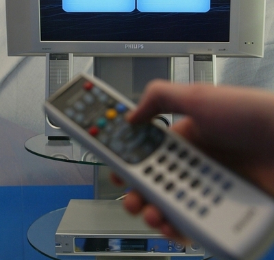 TVリモコンの発明者が死去、96歳