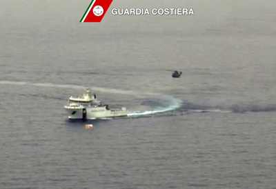 リビア沖の密航船転覆、死者は800人 UNHCR