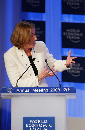 ダボス会議でイスラエル外相、「イランの孤立化を」