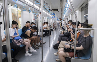 中国のモバイルインターネットユーザー 契約数が16億件突破