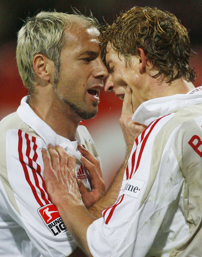 レバークーゼン ニュルンベルクを破り3連勝