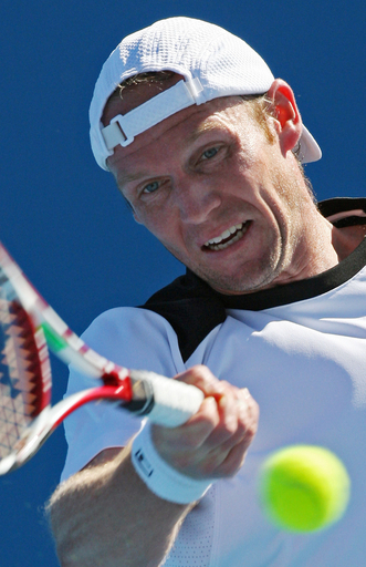 シュットラー 2回戦で敗退