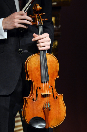 最低落札価格46億円、ストラディバリウスのビオラ 買い手なし