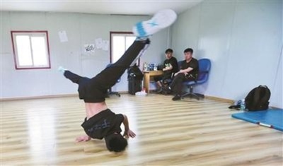 目指せパリ五輪！ 15歳のブレークダンサー