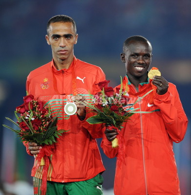 ワンジル 五輪新で男子マラソン制す 写真10枚 ファッション ニュースならMODE PRESS powered by AFPBB News