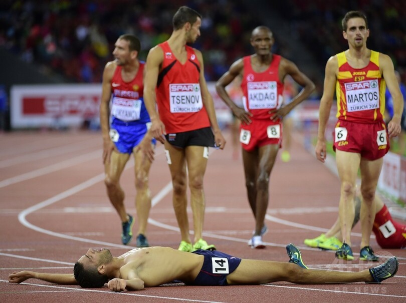 仏人選手、ゴール直前でランニングシャツ脱ぎ金メダル剥奪 欧州陸上選手権