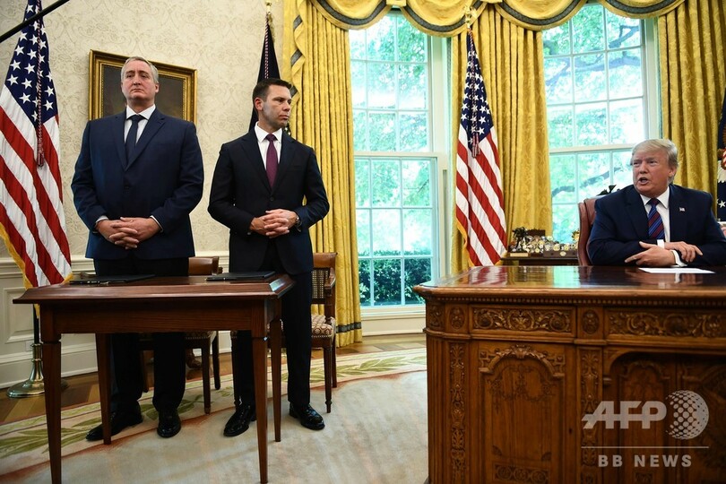 米・グアテマラが難民合意調印 トランプ氏が締結拒否に報復示唆