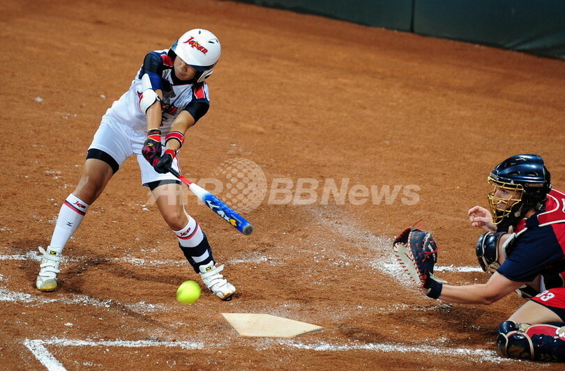 日本 米国を下し金メダルを獲得