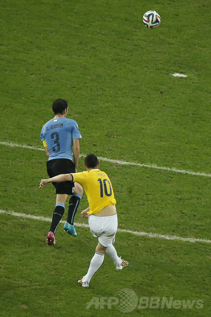 ロドリゲスが活躍みせたコロンビア、スアレス不在のウルグアイ撃破