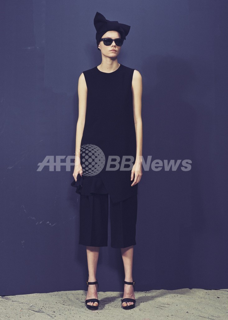 タロウ ホリウチ、14年春夏コレクションを発表