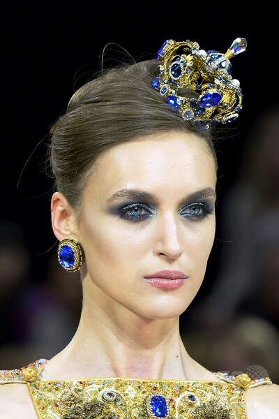 「グオ・ペイ」16/17年秋冬パリ・オートクチュール