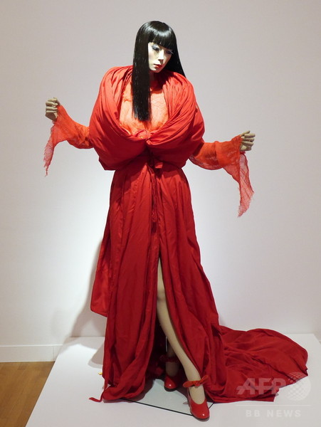 東京都現代美術館で「山口小夜子 未来を着る人」展、6月28日まで