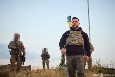 フランシスコ・マシアス・ンゲマ大統領　伝説の一枚 NATURE SCENERY 4K on Planet Earth - Lençóis Maranhenses, Brazil