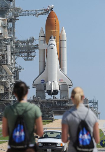 エンデバーまた水素ガス漏れ、打ち上げは7月11日に延期