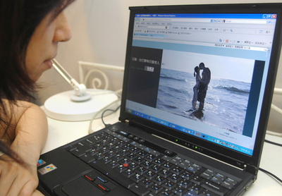 台湾人女性の「男性100人とキスをする」挑戦、ブログが大人気