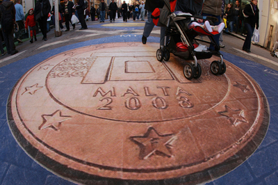 地中海のマルタ、ユーロ導入で観光国から脱皮