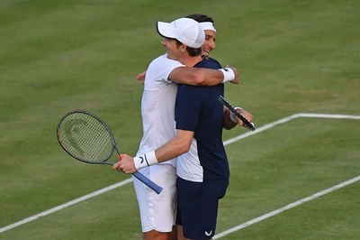 マレーが複で決勝進出、夢のような復帰戦に「予想していなかった」