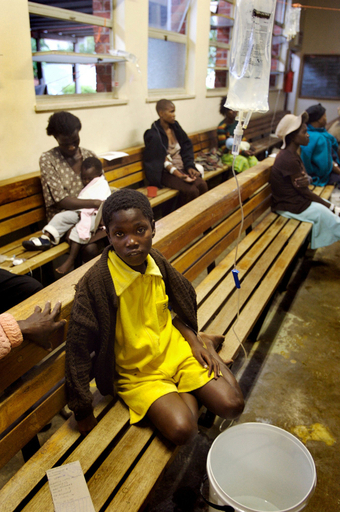 ジンバブエのコレラ死者3000人超える、過去14年間で最悪