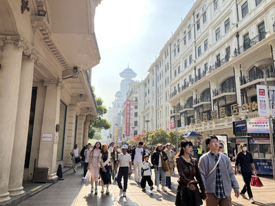 【三里河中国経済観察】内需を戦略の要に据え、強靱な国内市場を築く