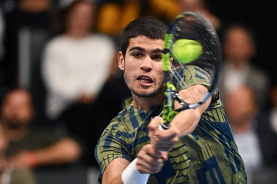 アルカラスら4強入り スイス室内