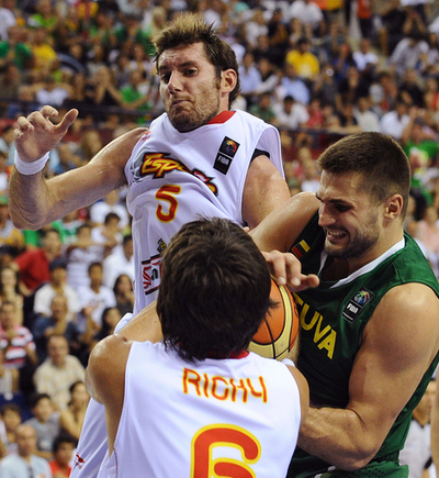 リトアニアが逆転でスペイン下す、世界バスケ