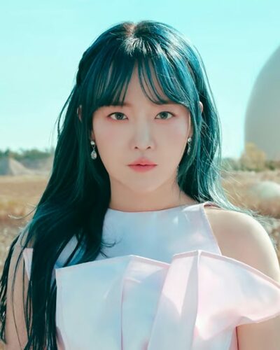 YOUNHA、C9エンターテインメントと再契約