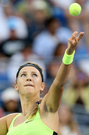 アザレンカが初の準々決勝進出、全米オープン