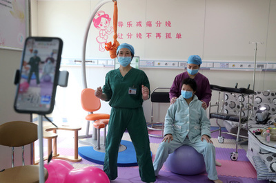 ネット医療動画に注意！ 偽医師による宣伝も