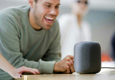 広がるスマートスピーカーのニュース配信、倫理面で課題も 米国【再掲】