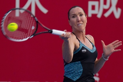 ヤンコビッチがヴィーナス破る、香港オープン決勝はケルバーと