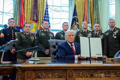 トランプ氏の大統領令、すでに1期目を上回る本数に