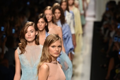 「エルマンノ シェルヴィーノ」17年春夏