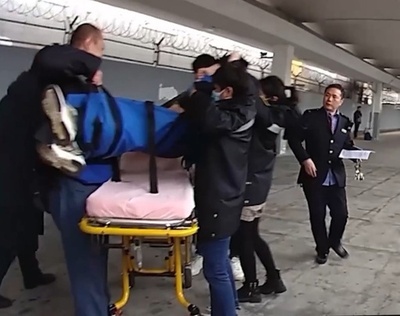 列車内で意識失った乗客 乗員乗客が連携して救助に成功 中国