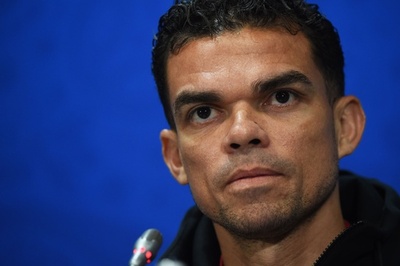 ロナウドがいるのは「ポルトガルの特権」、ペペが初戦ハットのエース称賛