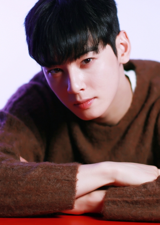 (c)STARNEWS