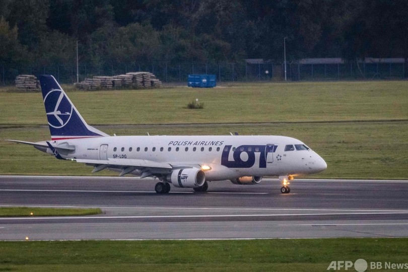 ベラルーシ五輪選手、亡命先のポーランドに到着