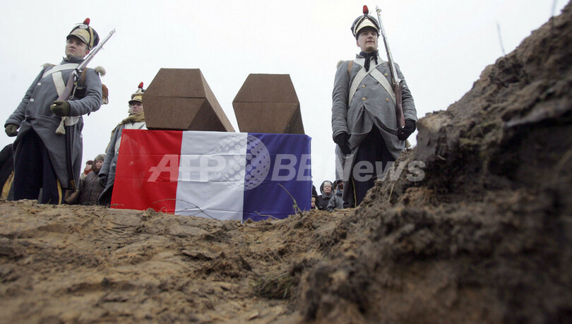 ベラルーシでベレジナ川の戦いを再現