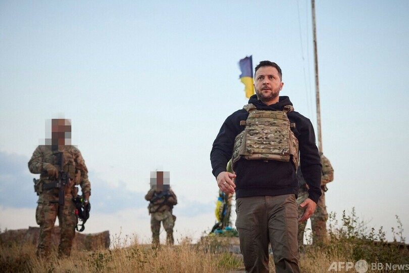 侵攻開始から500日、国の「勇敢さ」称賛 ゼレンスキー大統領