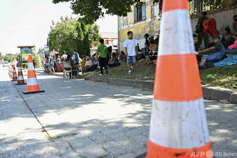 ハンガリーが支援制限、ウクライナ難民に退去の危機