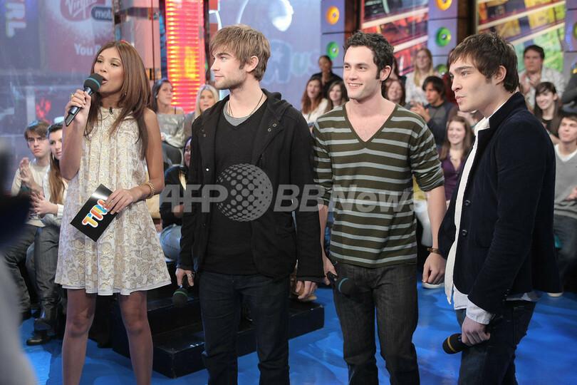 エド・ウエストウィック、ペン・バッジェリー、チェイス・クロウフォードがMTV「Total Request Live」に出演