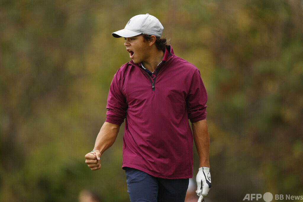 ウッズの息子チャーリー選手、米ツアーの予備予選出場へ 写真3枚 国際ニュース:AFPBB News