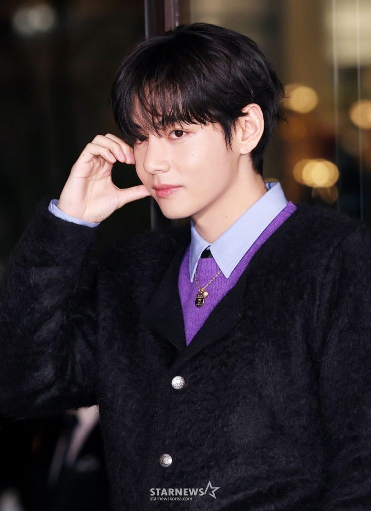 BTS-V様 BTS' V Gets Personal Birthday Tributes From Bandmates & Lizzo