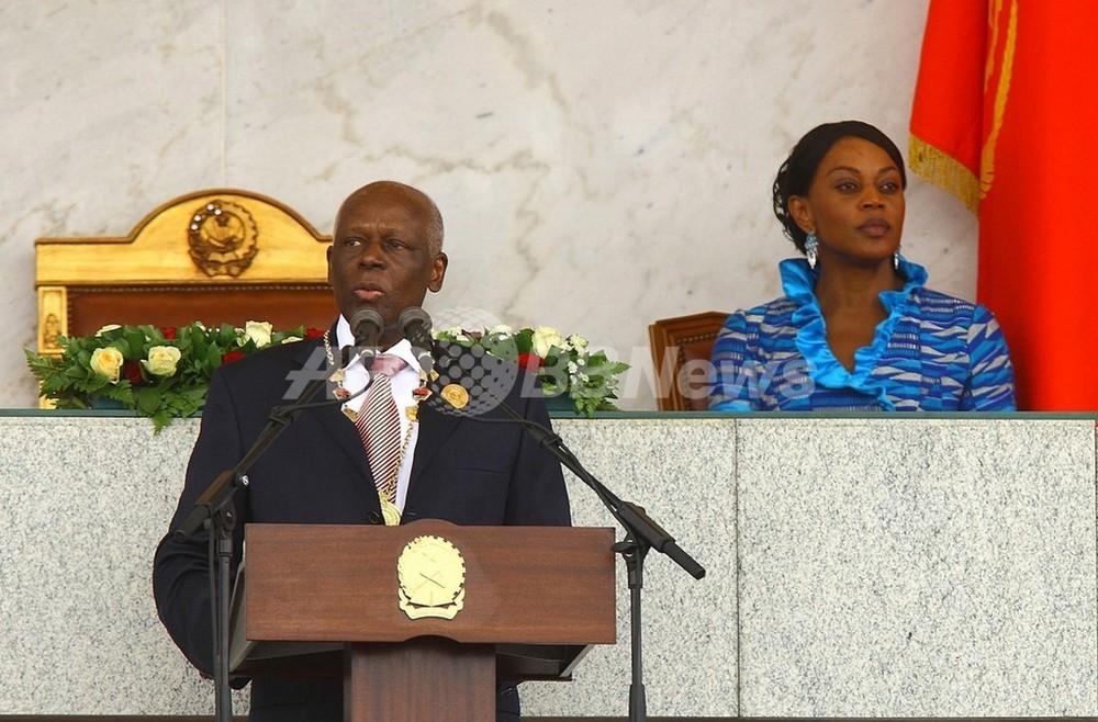 Template:アンゴラの大統領
