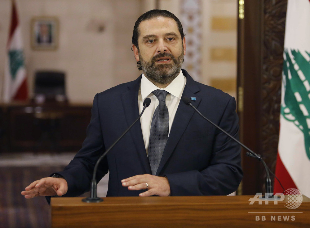 抗議デモに揺れるレバノン、首相が辞表提出の意向表明 写真1枚 国際ニュース:AFPBB News