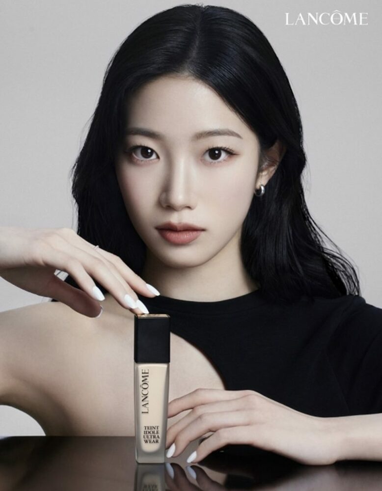 LE SSERAFIM カズハ、LANCOMEのキャンペーンモデルに 写真枚 国際