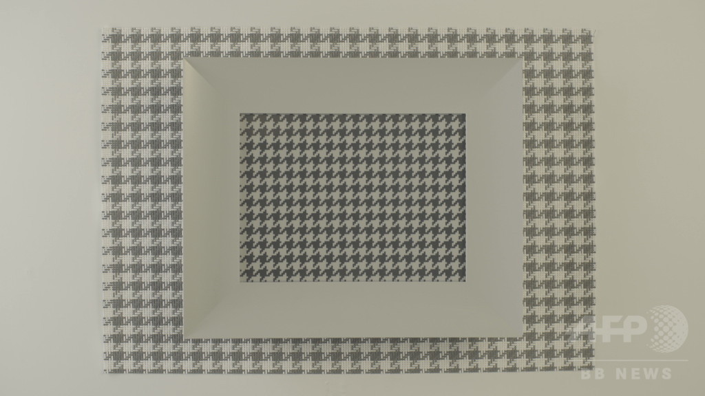 世界初、スマホ連動の食事皿「プレイティ」発表