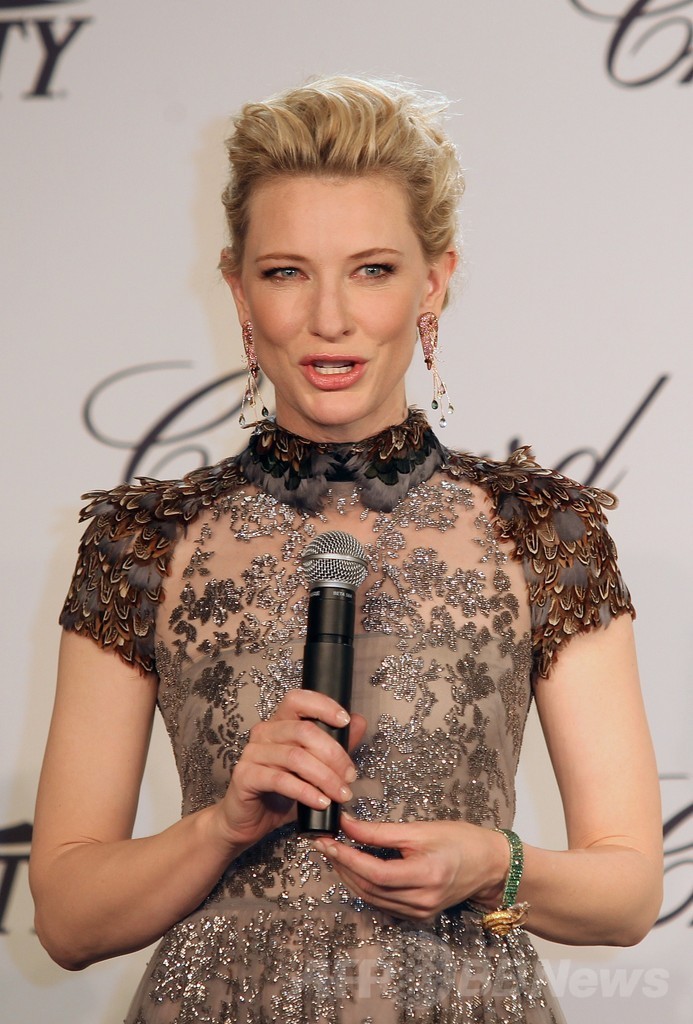 ケイト・ブランシェット、ショパール・トロフィー賞授賞式で着用したのは・・・