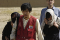 2007年8月29日、アフガニスタンのガズニ州（Ghazni）で、イスラム原理主義勢力タリバン（Taliban）による拘束から第2陣として解放された韓国人人質。(c)AFP/ SHAH MARAI