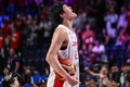 FIBAバスケットボール・ワールドカップ、17-32位順位決定ラウンド・グループO、日本対カーボベルデ。勝利を喜ぶ渡辺雄太（2023年9月2日撮影）。(c)Yuichi YAMAZAKI / AFP