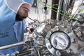 ナノカーレースを開催するフランス国立科学研究センター（CNRS）の研究室（2017年4月4日撮影）。(c)AFP/CNR/Hubert RAGUET 